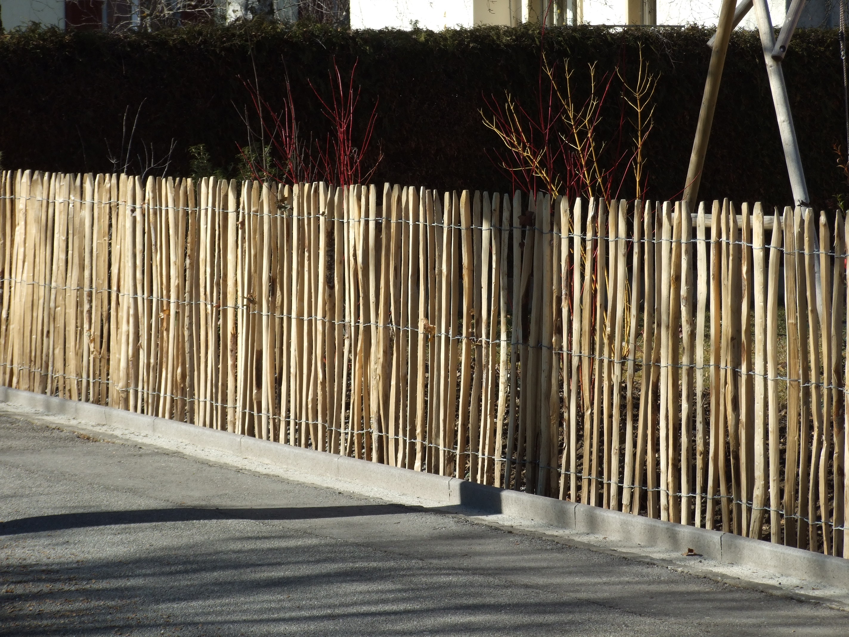 poteau bois carré pour clôture